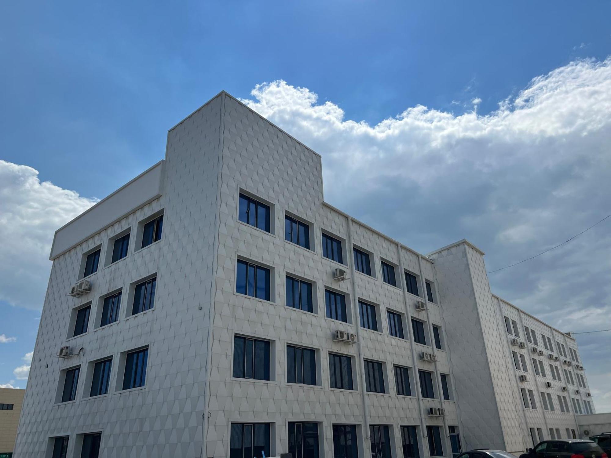 Meridian Karaganda Bagian luar foto