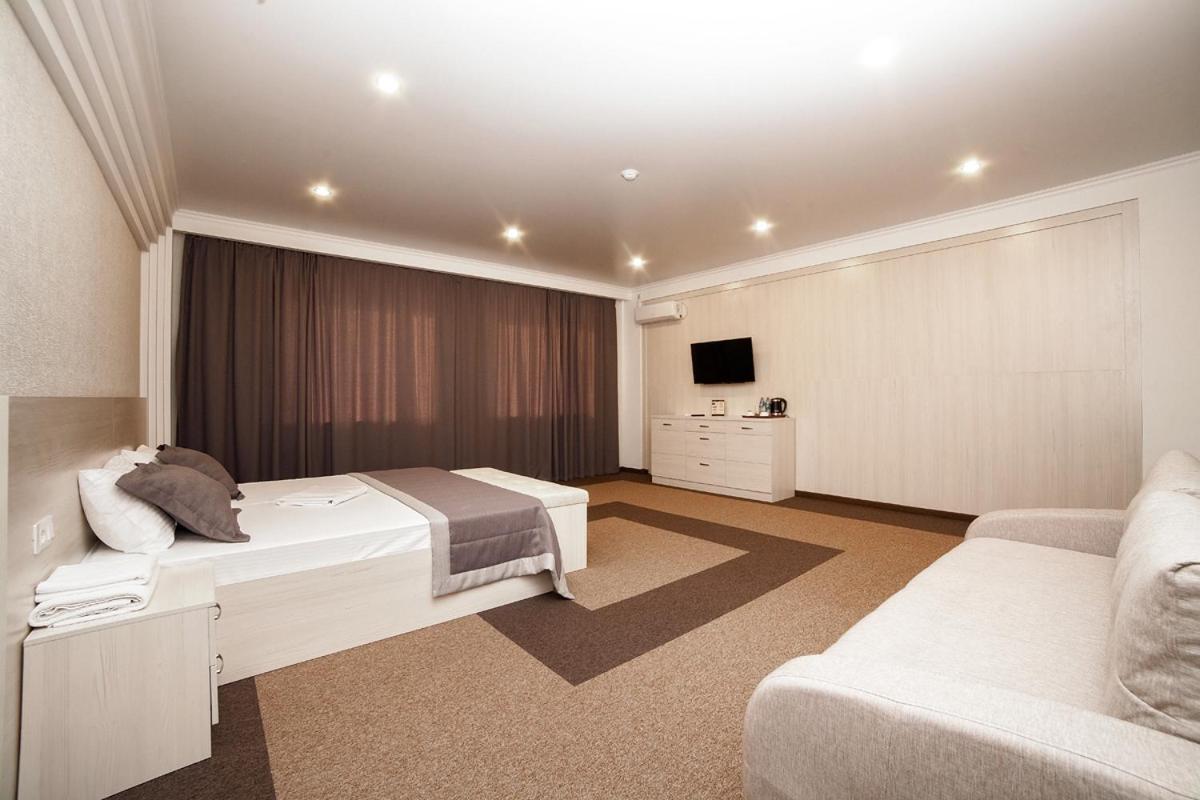 Meridian Karaganda Bagian luar foto